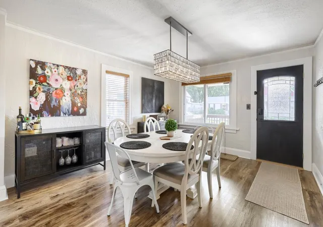 Photo 4 of Sale Pending at 454 4th Avenue S, South Saint Paul, MN 55075 | MLS# 7123231 | Listing updated on 2026-08-17