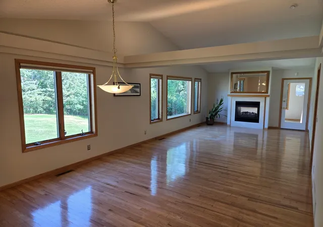 2nd image of 5853 Oxboro Ave N, Stillwater, MN 55082 | MLS# 7123236