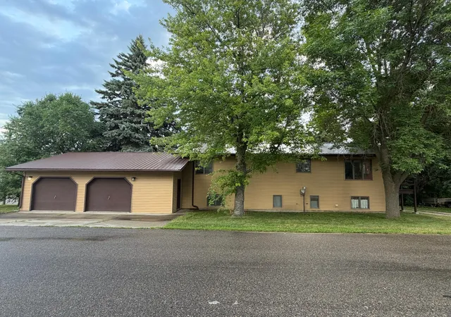1st image of 201 Birch Ave, Ashby, MN 56309 | MLS# 7123239