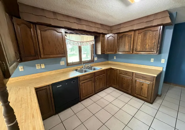 Photo 3 of Sale Pending at 201 Birch Ave, Ashby, MN 56309 | MLS# 7123239 | Listing updated on 2026-09-28