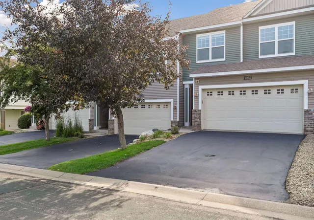 Photo 1 of Single family home for sale at 15252 Maryland Ave, Savage, MN 55378 | MLS# 7123240 | Listing updated on 2026-09-29