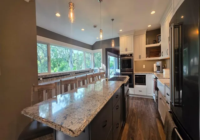 Photo 4 of Single family home for sale at 106 Ridge Rd, Albert Lea, MN 56007 | MLS# 7123244 | Listing updated on 2026-10-06