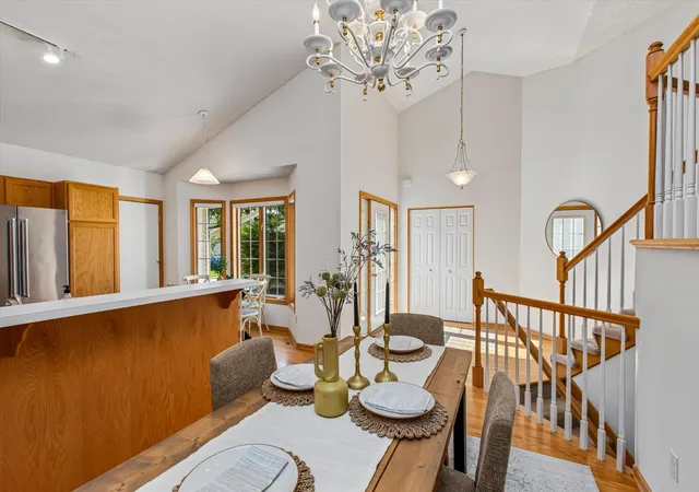 Photo 1 of Single family home for sale at 808 Winterberry Dr, Saint Paul, MN 55125 | MLS# 7123256 | Listing updated on 2026-09-16