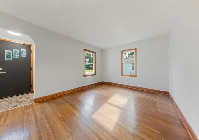 Photo 3 of Sale Pending at 619 4th Avenue NE, Waseca, MN 56093 | MLS# 7123257 | Listing updated on 2026-08-24