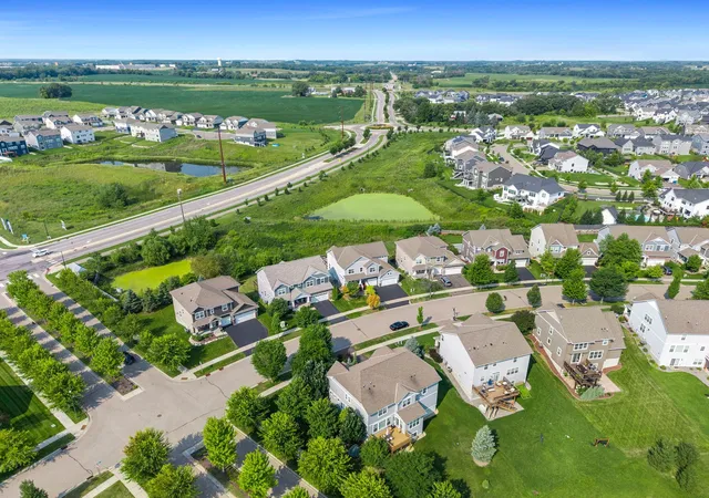 image of 4014 Holasek Path, Chaska, MN 55318 | MLS# 7123259