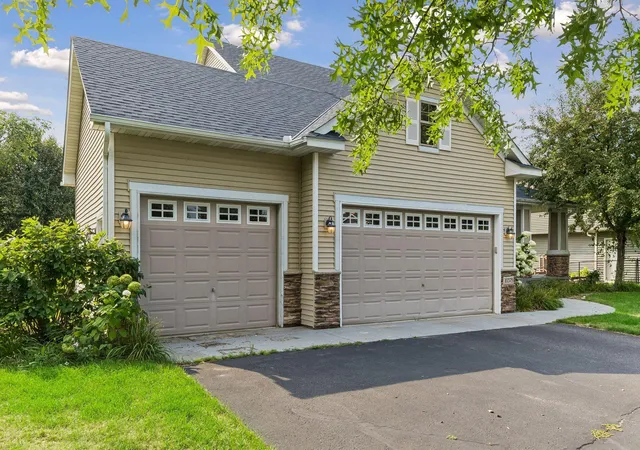 Photo 2 of Single family home for sale at 10375 Quail Cir N, Minneapolis, MN 55443 | MLS# 7123280 | Listing updated on 2026-09-17