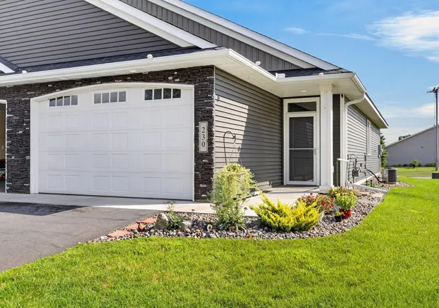1st image of 230 11th Ave S, Princeton, MN 55371 | MLS# 7123325