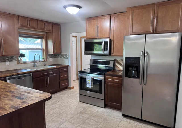 Photo 4 of Sale Pending at 101 2nd Avenue E, Lisbon, ND 58054 | MLS# 7123328 | Listing updated on 2026-08-09