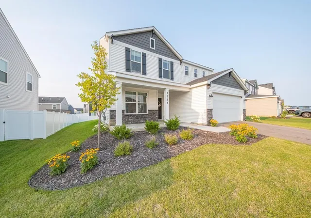 1st image of 6254 Highland Hills Ln S, Cottage Grove, MN 55016 | MLS# 7123335