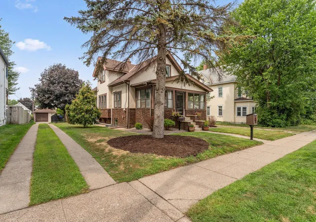 Photo 2 of Sale Pending at 2100 5th Street Ne, Minneapolis, MN 55418 | MLS# 7123349 | Listing updated on 2026-08-28