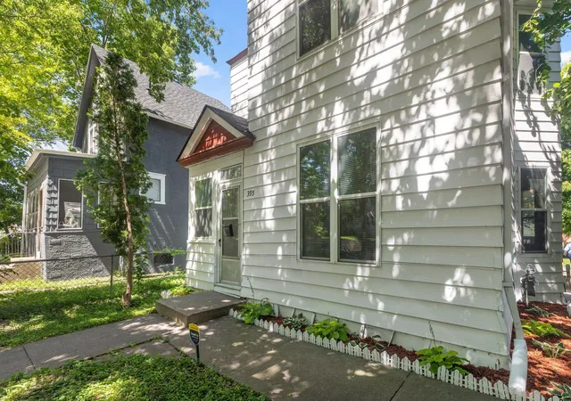 Photo 3 of Single family home for sale at 395 Lafond Ave, Saint Paul, MN 55103 | MLS# 7123356 | Listing updated on 2026-09-14