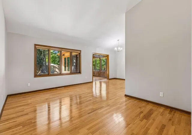 Photo 3 of Single family home for sale at 10000 31st Avenue N, Minneapolis, MN 55441 | MLS# 7123362 | Listing updated on 2026-08-27