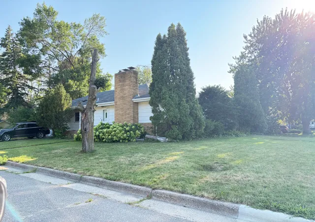 2nd image of 408 2nd St Ne, Buffalo, MN 55313 | MLS# 7123365