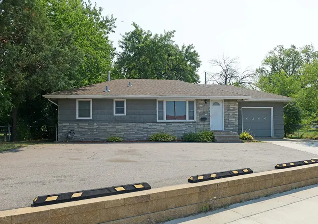 Photo 2 of Single family home for sale at 6206 Brooklyn Blvd, Minneapolis, MN 55429 | MLS# 7123367 | Listing updated on 2026-08-07