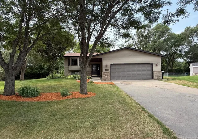 1st image of 107 Chestnut Cir, Big Lake, MN 55309 | MLS# 7123374