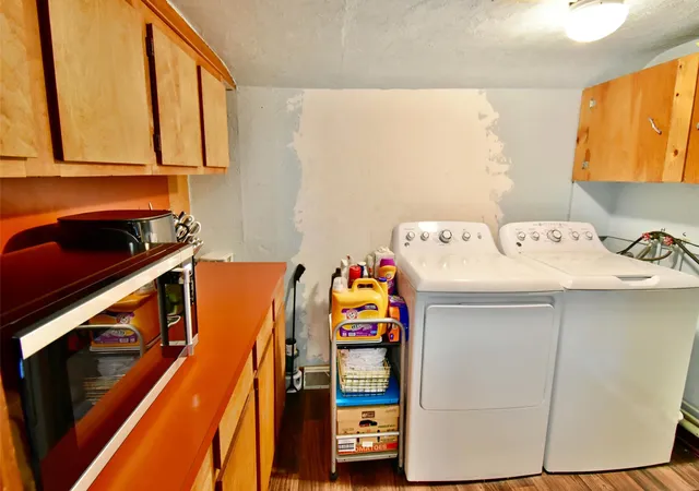 Photo 4 of Single family home for sale at 466 Bluff St NE, Hutchinson, MN 55350 | MLS# 7123383 | Listing updated on 2026-09-07