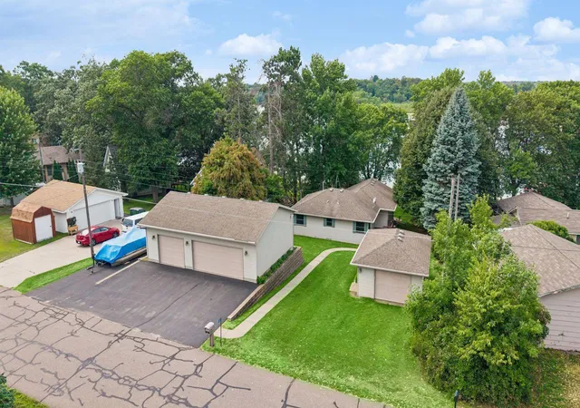 3rd image of 5162 114Th Ave Se, Clear Lake, MN 55319 | MLS# 7123386
