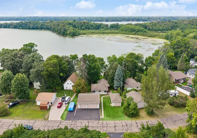 4th image of 5162 114Th Ave Se, Clear Lake, MN 55319 | MLS# 7123386