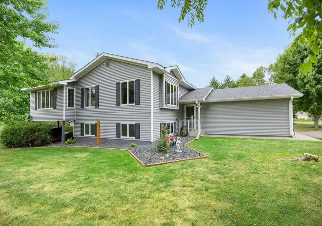 Photo 3 of Sale Pending at 1397 Bilmar Ave, New Richmond, WI 54017 | MLS# 7123398 | Listing updated on 2026-09-03