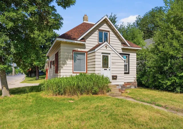 Photo 1 of Single family home for sale at 301 19th Avenue N, Saint Cloud, MN 56303 | MLS# 7123400 | Listing updated on 2026-09-02