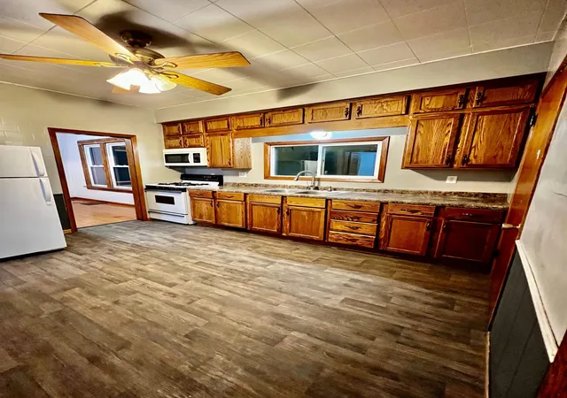 Photo 2 of Single family home for sale at 301 19th Avenue N, Saint Cloud, MN 56303 | MLS# 7123400 | Listing updated on 2026-09-02
