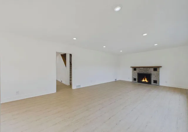 Photo 3 of Single family home for sale at 542 3rd Avenue, Excelsior, MN 55331 | MLS# 7123402 | Listing updated on 2026-09-12