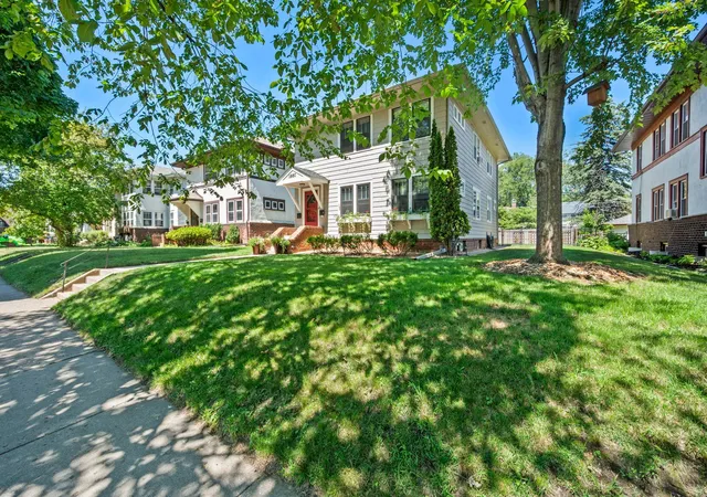 2nd image of 1887 Saint Clair Ave, Saint Paul, MN 55105 | MLS# 7123404