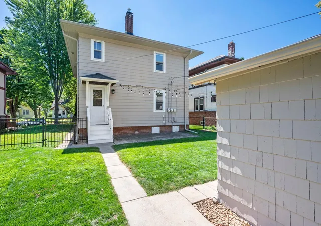 61st image of 1887 Saint Clair Ave, Saint Paul, MN 55105 | MLS# 7123404