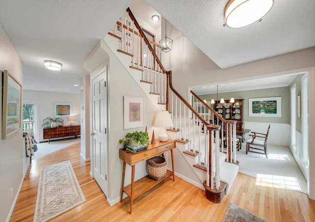 Photo 3 of Sale Pending at 15810 Nursery Dr, Minnetonka, MN 55345 | MLS# 7123413 | Listing updated on 2026-08-20