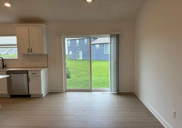 Photo 3 of Single family home for sale at 7690 109th Street S, Cottage Grove, MN 55016 | MLS# 7123417 | Listing updated on 2026-09-21