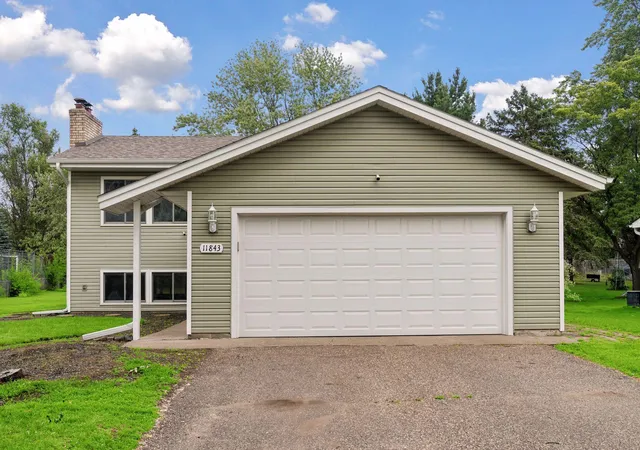 50th image of 11843 Marigold St Nw, Minneapolis, MN 55433 | MLS# 7123420