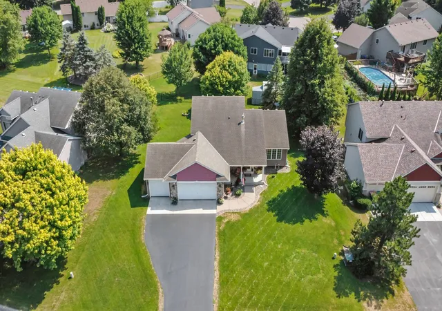 Photo 2 of Sale Pending at 2828 90th Lane Ne, Minneapolis, MN 55449 | MLS# 7123447 | Listing updated on 2026-08-27