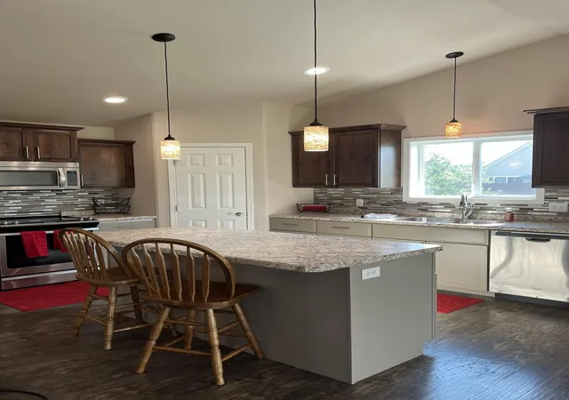 Photo 4 of Single family home for sale at 1966 Middle Crk, Detroit Lakes, MN 56501 | MLS# 7123454 | Listing updated on 2026-10-05