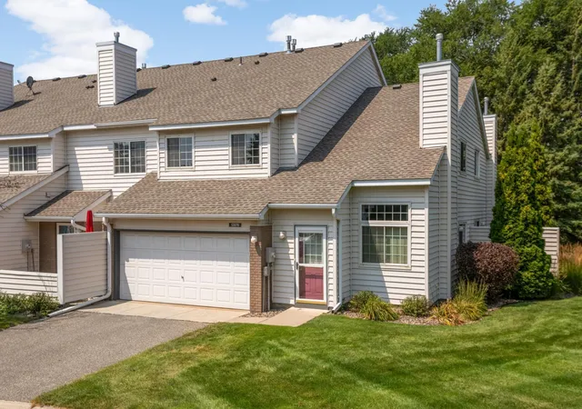 Photo 2 of Sale Pending at 12878 Echo Ln, Saint Paul, MN 55124 | MLS# 7123469 | Listing updated on 2026-10-05