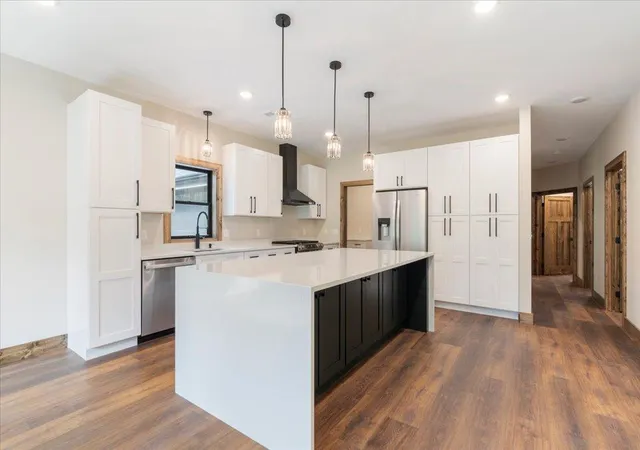 2nd image of 7592 White Overlook Dr, Pequot Lakes, MN 56472 | MLS# 7123470