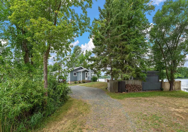 3rd image of 12218 Pickerel Point, Grantsburg, WI 54840 | MLS# 7123485