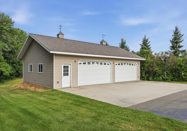 Photo 3 of Single family home for sale at 13996 County Hwy 5, Lake Park, MN 56554 | MLS# 7123488 | Listing updated on 2026-09-01