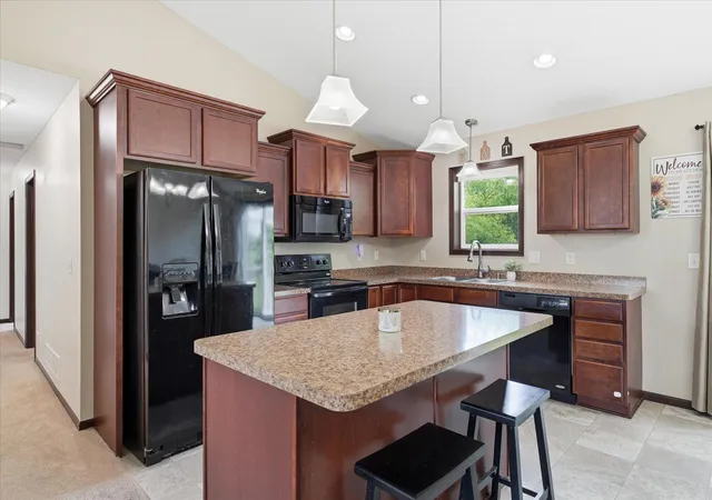 4th image of 1805 10Th St Ne, Buffalo, MN 55313 | MLS# 7123490