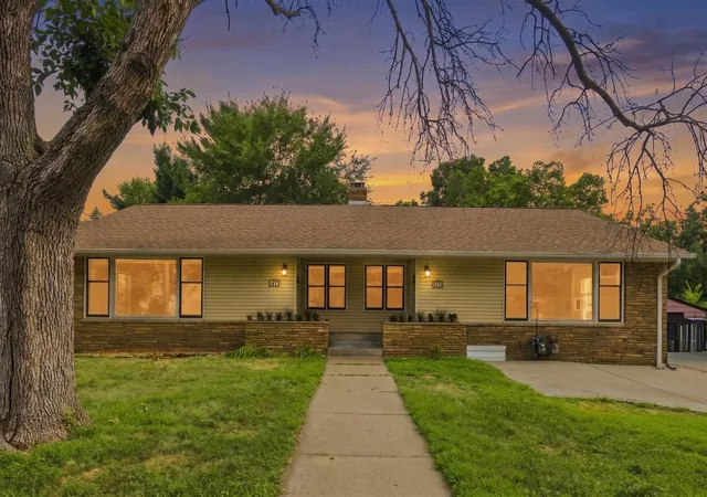 1st image of 5410 44th Ave N, Minneapolis, MN 55422 | MLS# 7123495
