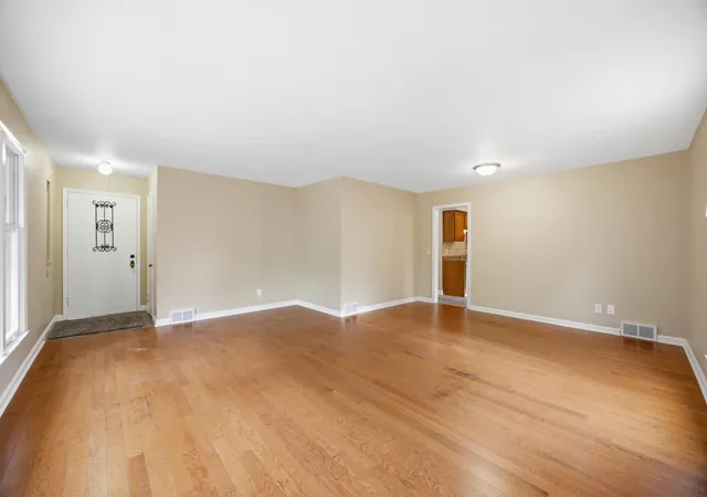 5th image of 5410 44Th Ave N, Minneapolis, MN 55422 | MLS# 7123495
