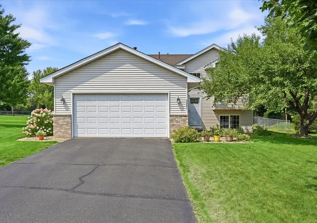 1st image of 6221 152nd Ave Nw, Anoka, MN 55303 | MLS# 7123506