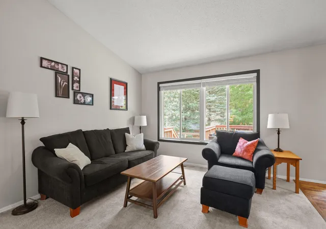 5th image of 7600 Palomino Ln, Circle Pines, MN 55014 | MLS# 7123508