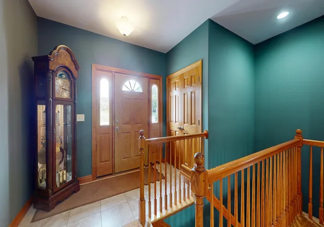 Photo 3 of Single family home for sale at 2449 Sand Trap Ln Se, Rochester, MN 55904 | MLS# 7123513 | Listing updated on 2026-09-04
