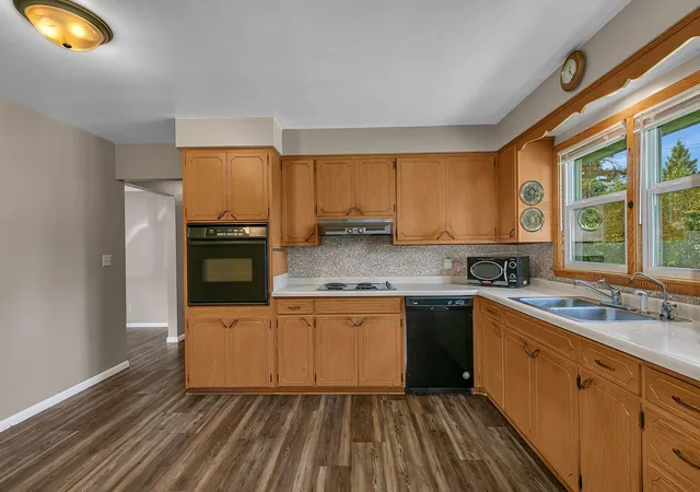 Photo 2 of Sale Pending at 1029 24th Avenue N, Saint Cloud, MN 56303 | MLS# 7123528 | Listing updated on 2026-09-15