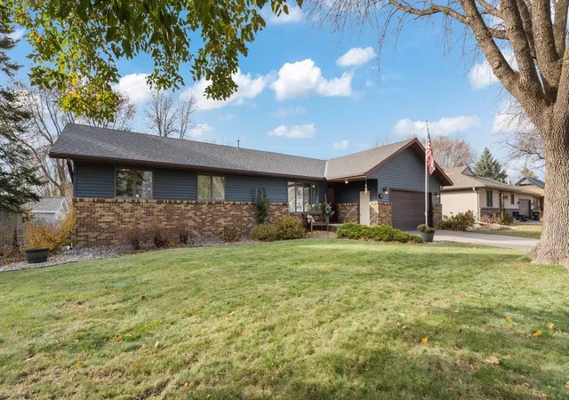 Photo 2 of Single family home for sale at 308 23rd Street Se, Willmar, MN 56201 | MLS# 7123538 | Listing updated on 2026-08-25