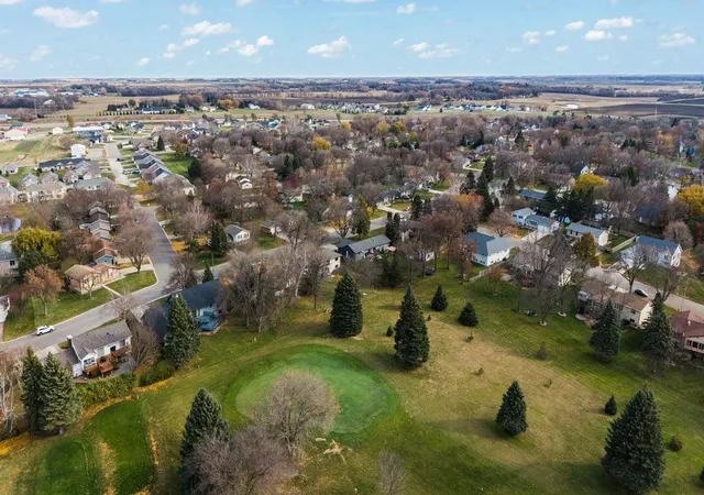 Photo 46 of Single family home for sale at 308 23rd Street Se, Willmar, MN 56201 | MLS# 7123538 | Listing updated on 2026-08-25
