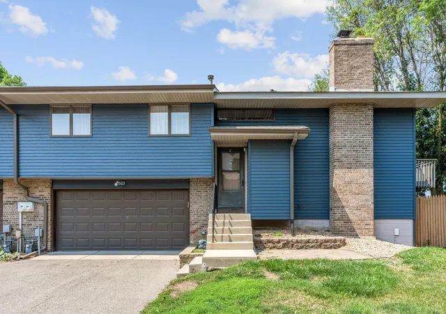 Photo 2 of Single family home for sale at 1525 Pheasantwood Trl, Northfield, MN 55057 | MLS# 7123578 | Listing updated on 2026-09-06
