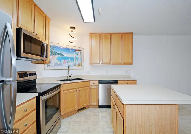 Photo 1 of Sale Pending at 17565 69th Place N, Maple Grove, MN 55311 | MLS# 7123588 | Listing updated on 2026-10-05