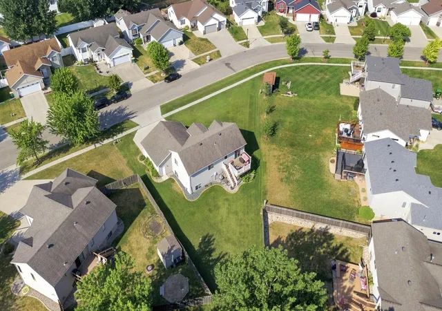 3rd image of 852 16Th Avenue Ct W, West Fargo, ND 58078 | MLS# 7123600