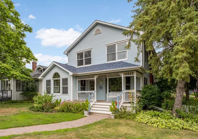 Photo 2 of Sale Pending at 356 Macalester St, Saint Paul, MN 55105 | MLS# 7123605 | Listing updated on 2026-09-18